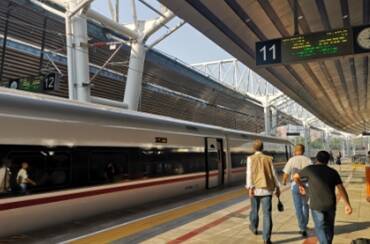 high-speed-train-daxing