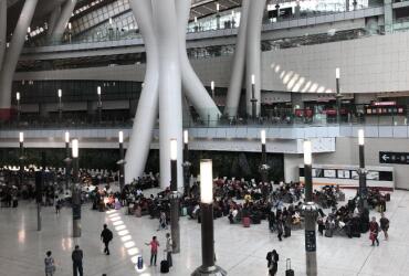 The waiting area at West Kowloon.