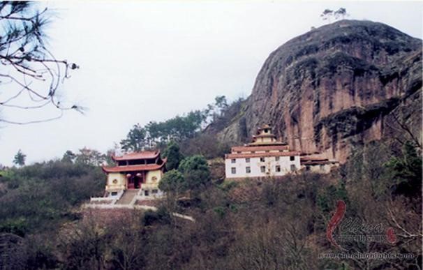 Desheng Rock, Yiwu