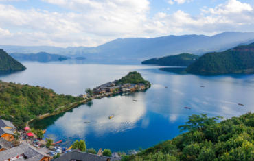Lijiang Lugu Lake