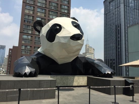 “Panda Climbing the Building” is the landmark of Chunxi Road